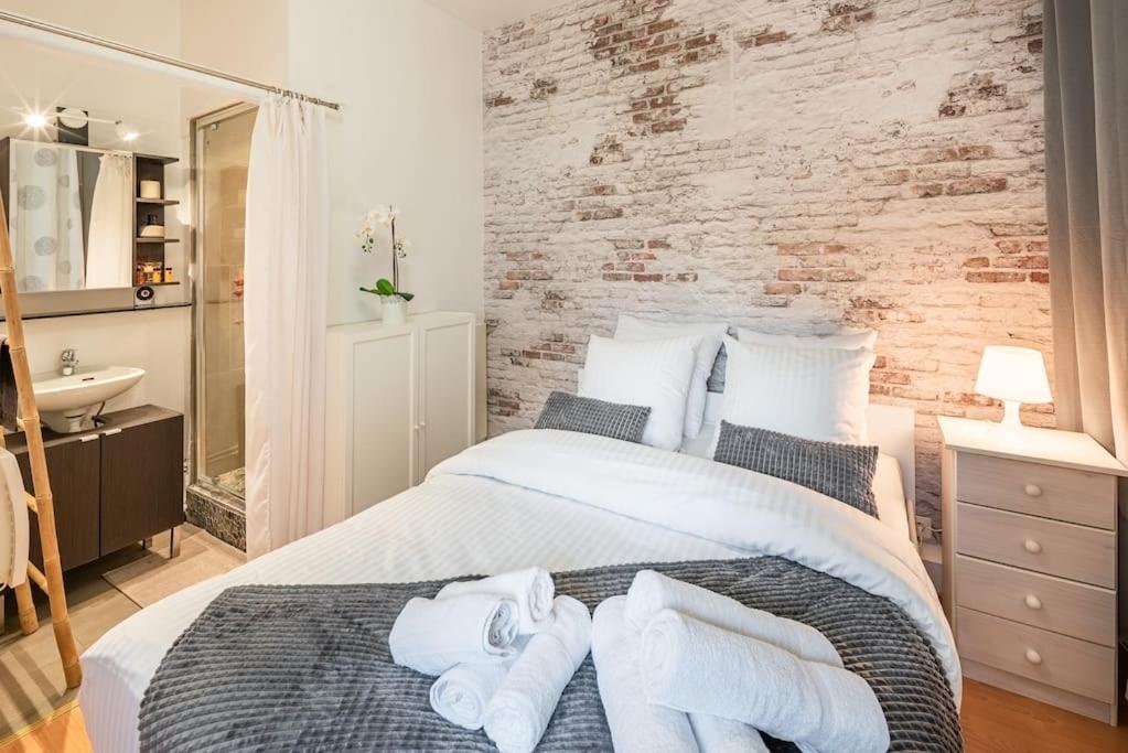 Ferienwohnung L'Elegant-Parking Prive-10Min Strasbourg-Nbsimmo Bischheim Exterior foto