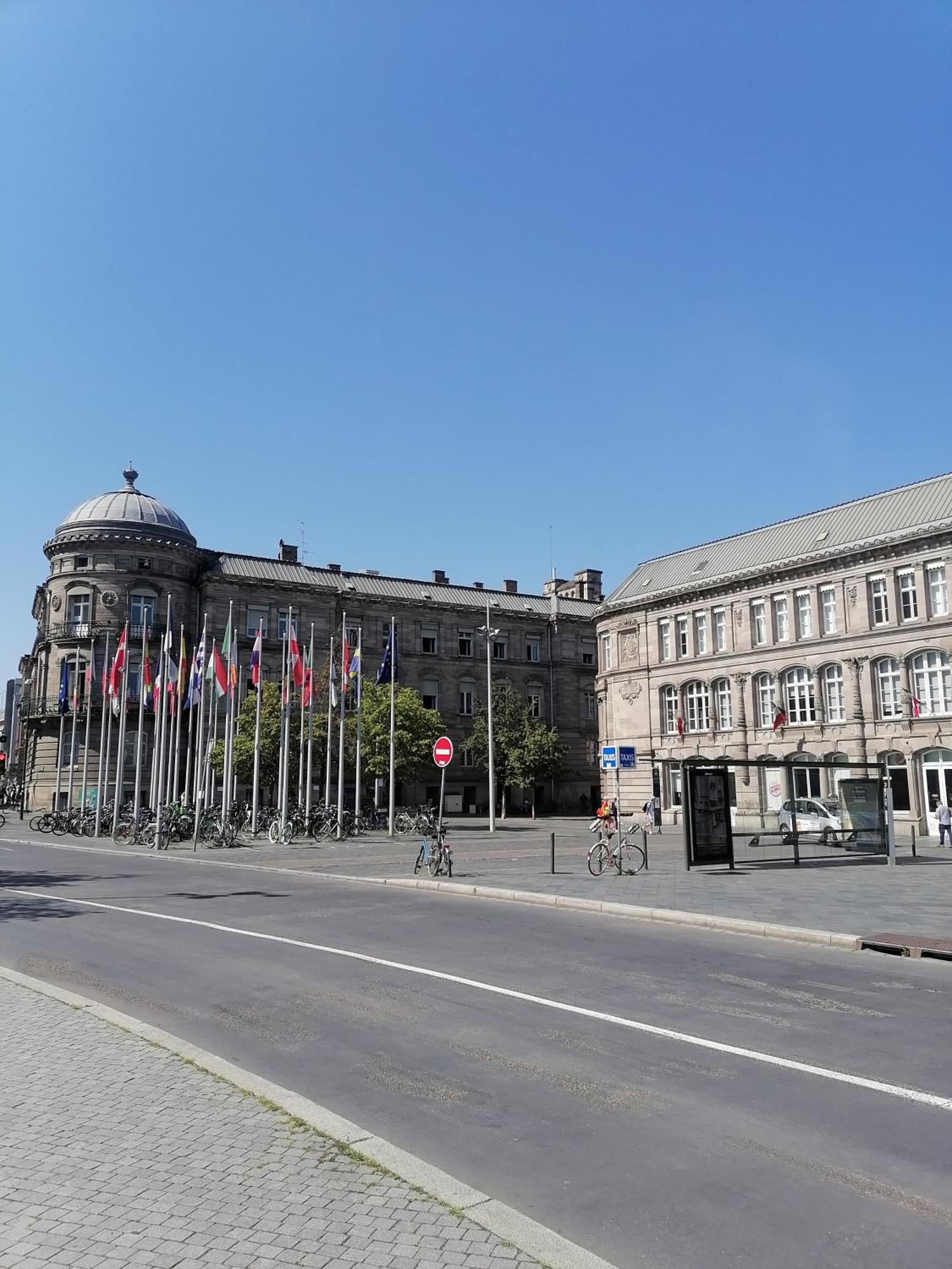 Ferienwohnung L'Elegant-Parking Prive-10Min Strasbourg-Nbsimmo Bischheim Zimmer foto